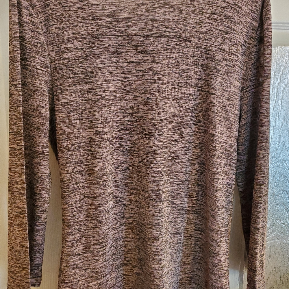 Lavender Sequined Front Top Size Med - Picture 4 of 5